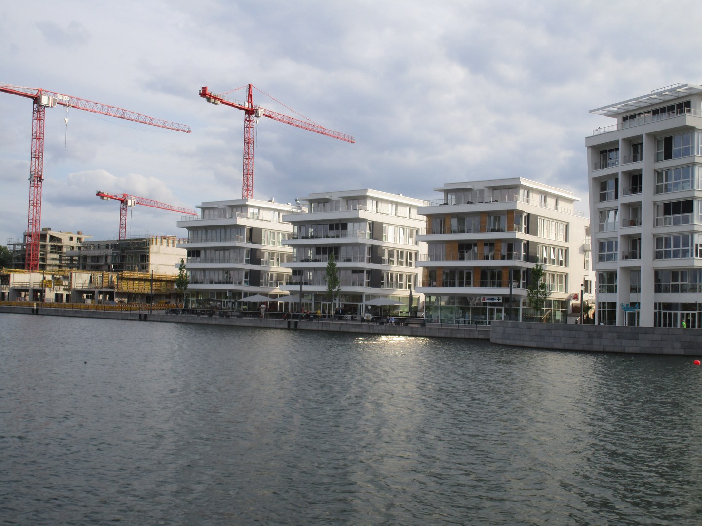 IHPH_Thomas_Kistemann_2015_Urban-Waterfront-Development_Phönixsee_Dortmund_Germany.JPG