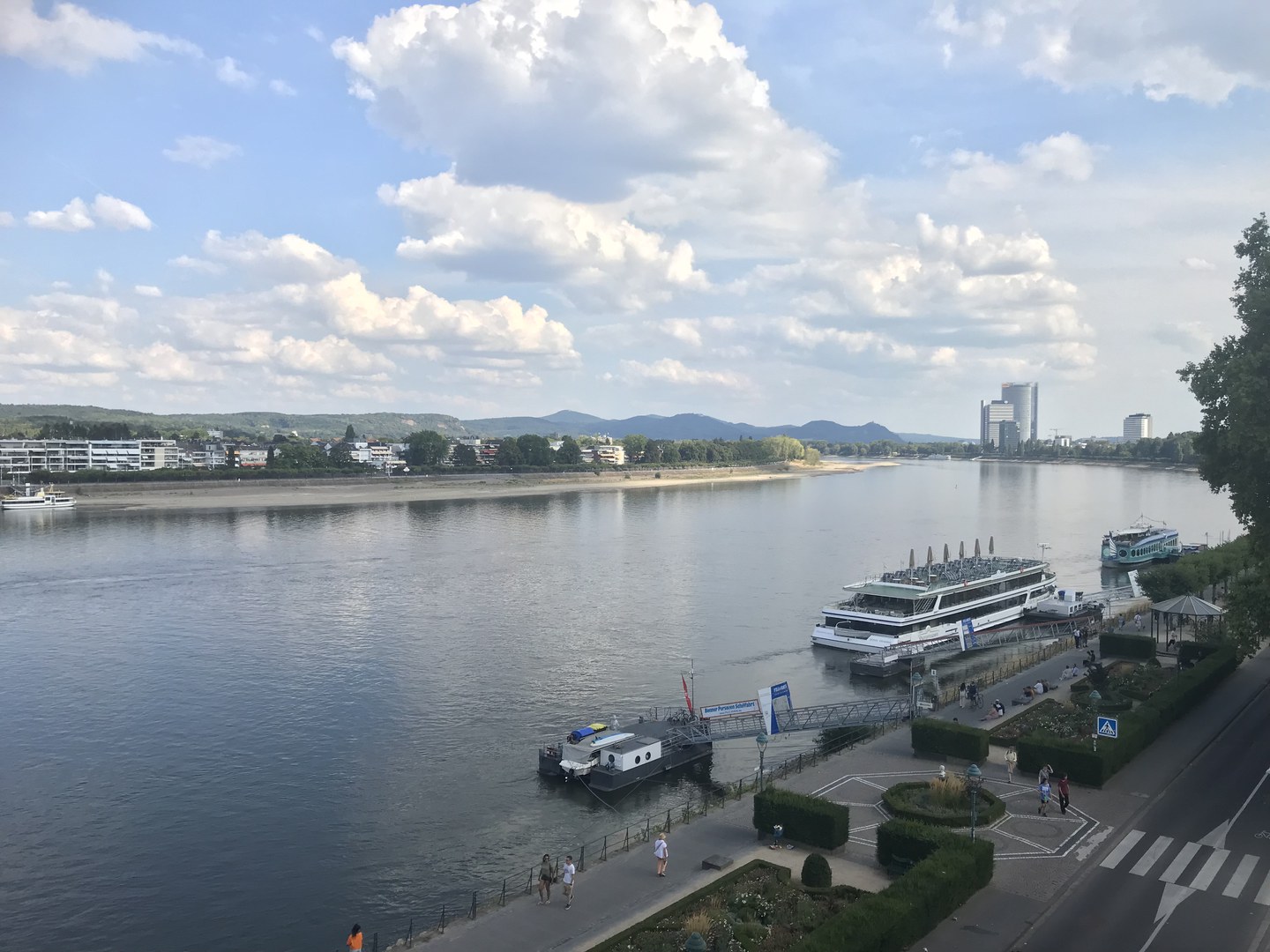 Rhine in Bonn.jpeg