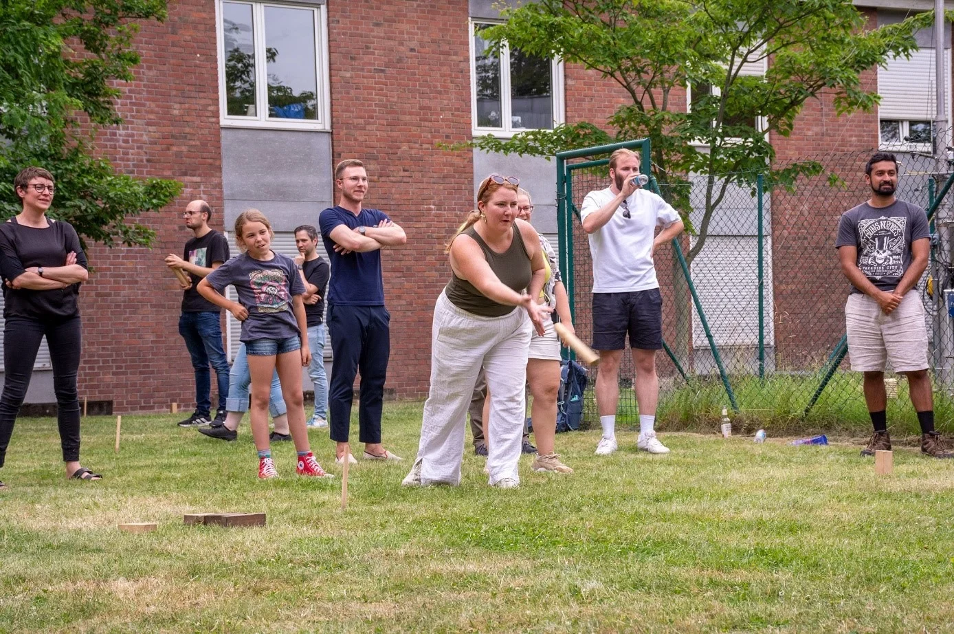 Kooperationspartner*innen der Emory University Atlanta beim KUBB-Turnier des GIUB