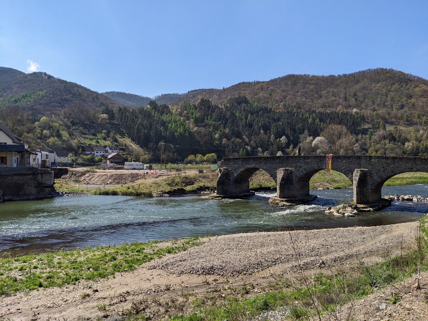 Denkmalgeschützte Brücke in Rech