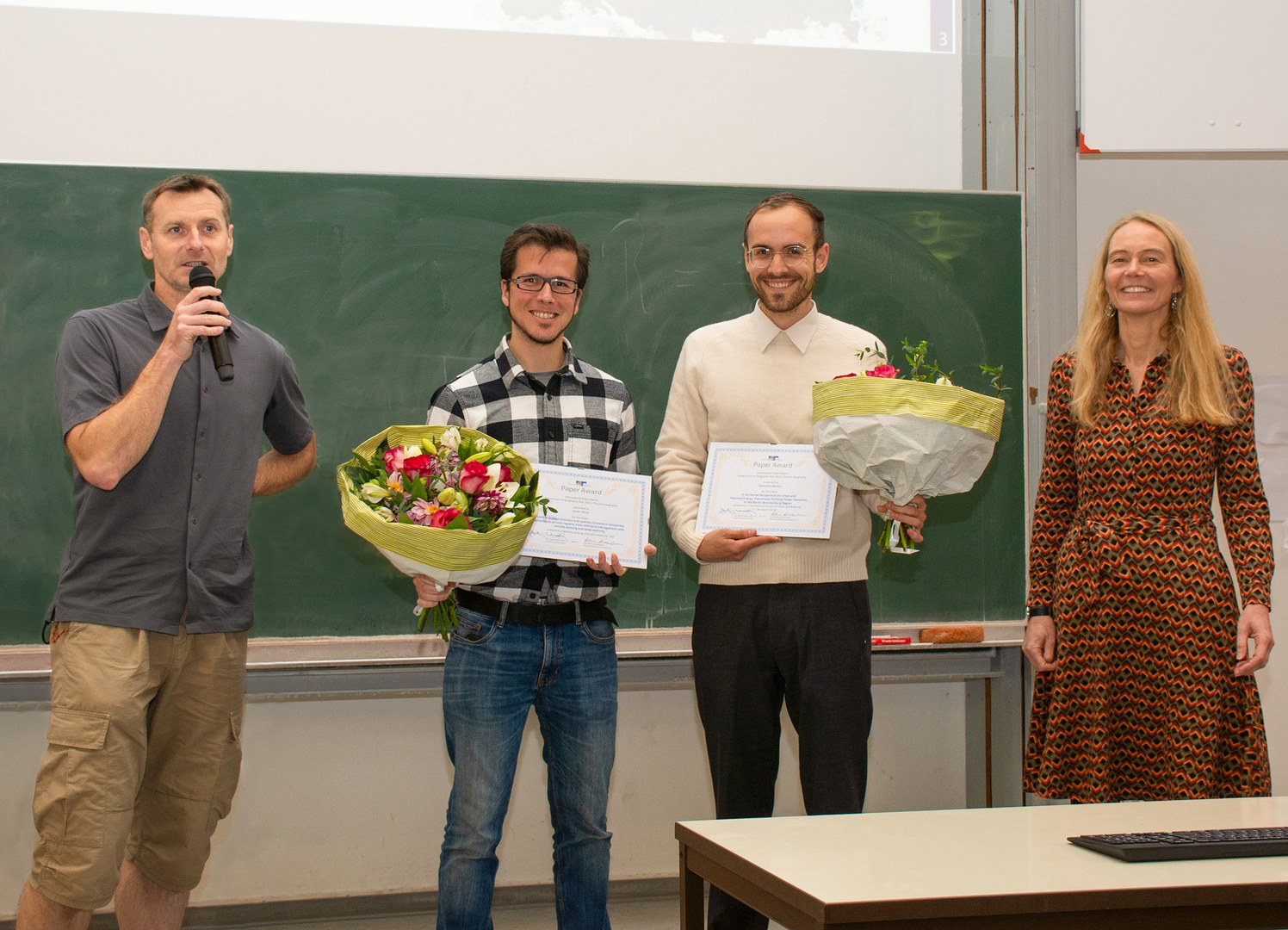 Gewinner des Paper Awards mit Dr. Simone Giertz und Prof. Dr. Zbynek Malenovsky